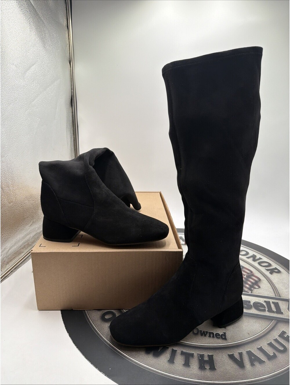 Gentle Souls by Kenneth Cole womens Emily Stretch Boot Size 8.5 M No Box